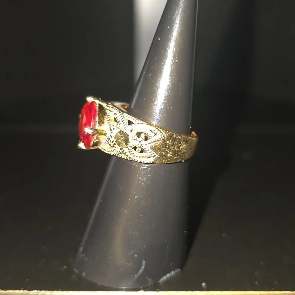 24k Gold Plated 925 Sterling Silver Ring!Elegant FILAGREE Design Garnet.